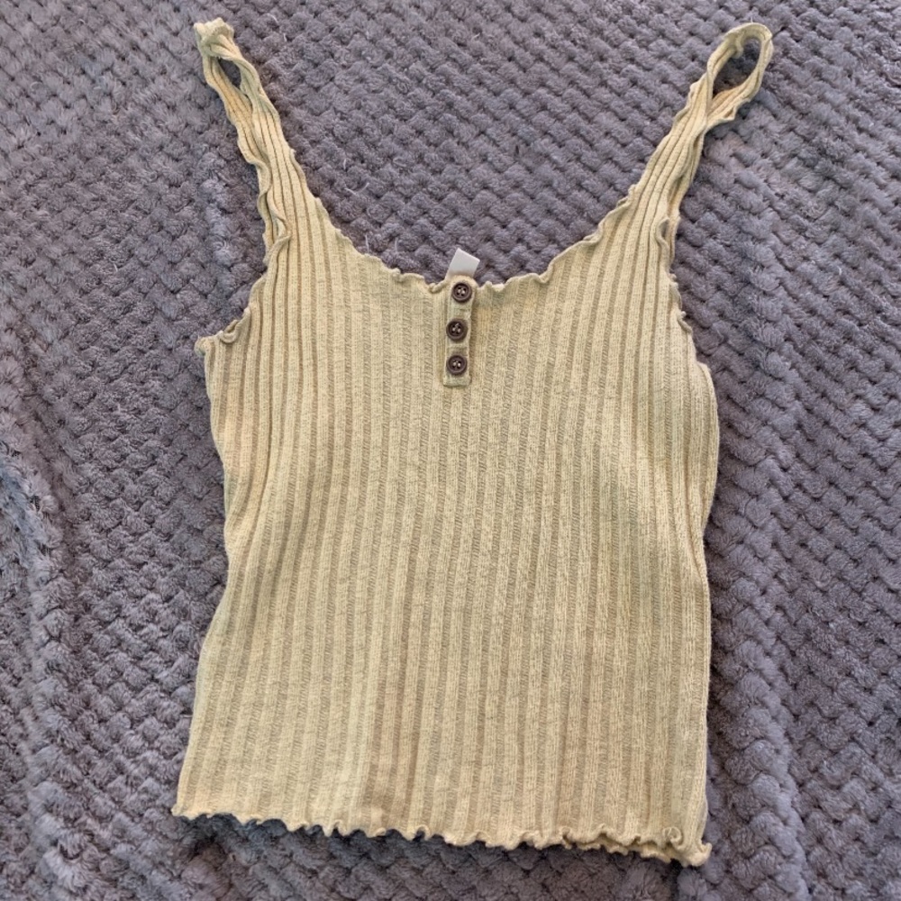 Tillys cropped lettuce edge cami
